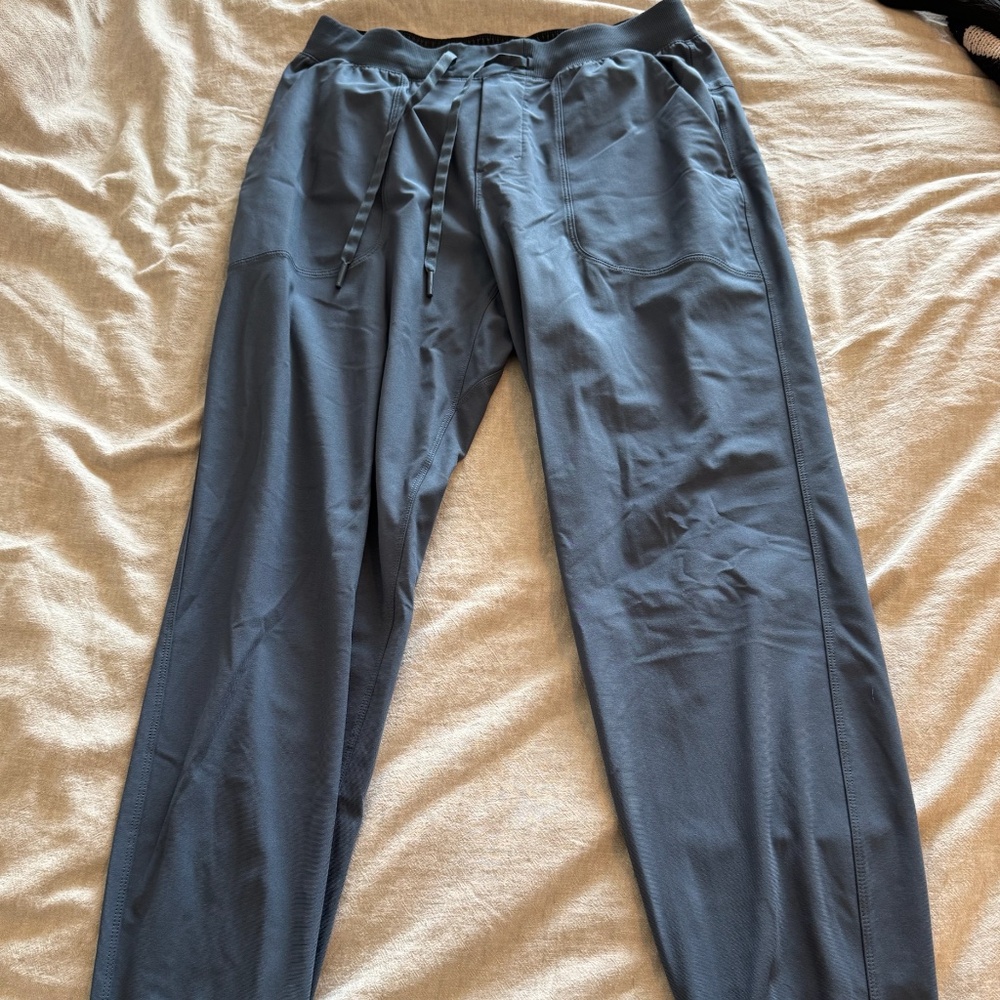Men's Lululemon ABC Jogger (Medium)